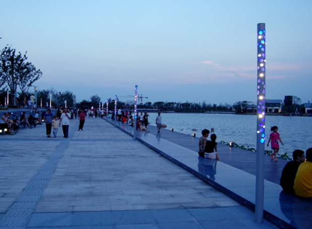 Bora: Iluminación atrevida de Schréder