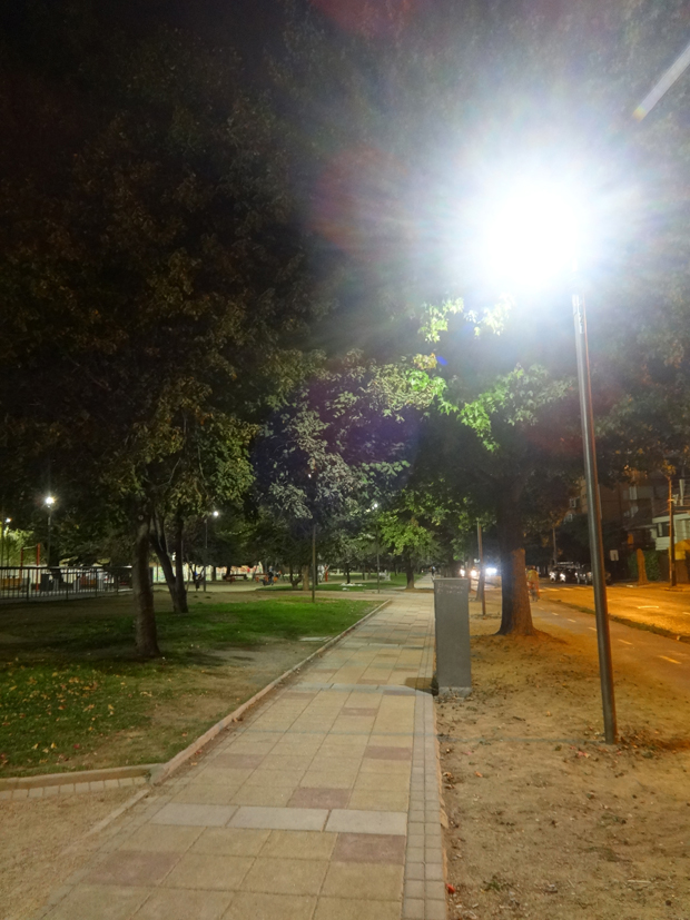 Iluminación LED se toma parques y avenidas de Concepción