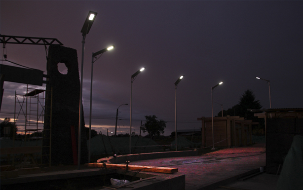 Instalación de Luminarias Solares en Comuna Máfil