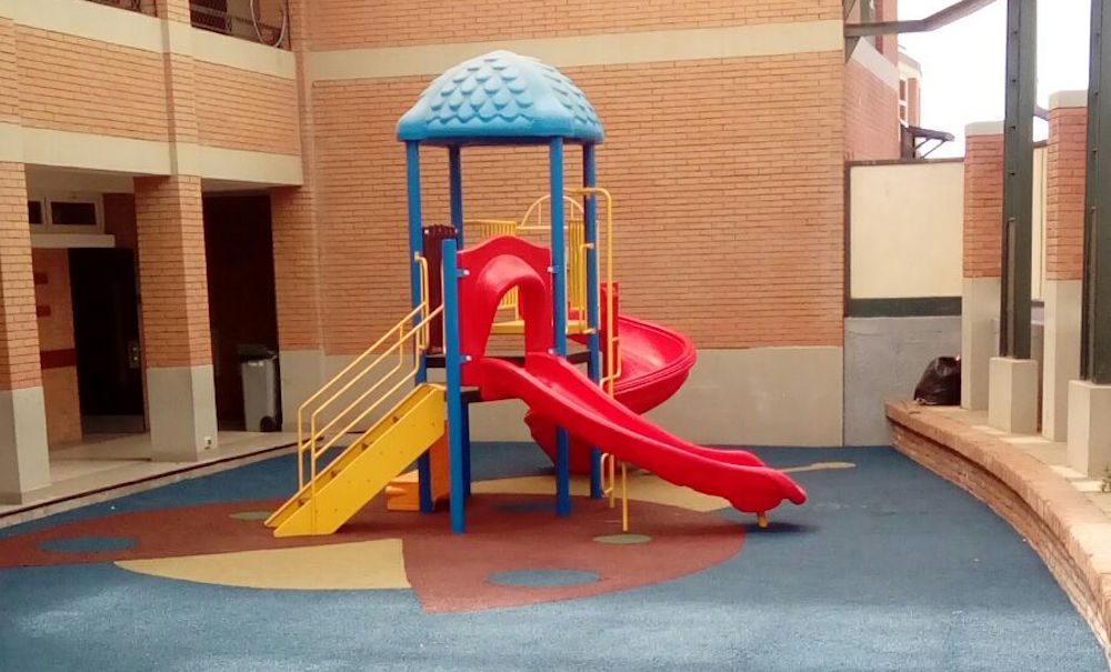 Sistema de pavimentos para Playground Colegio St Margaret de Con-Con